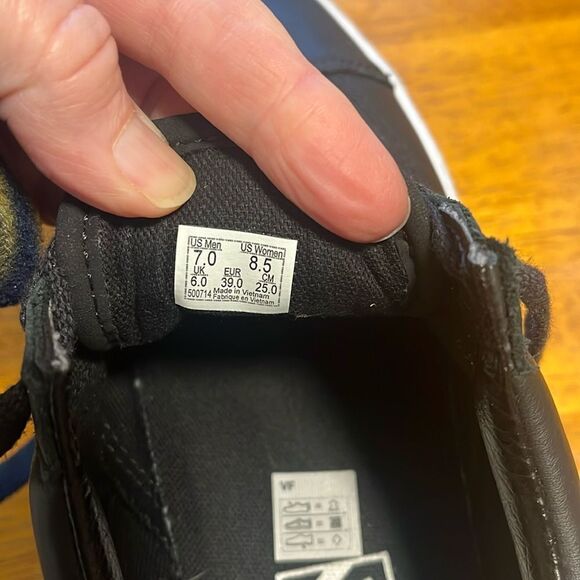 EXCELLENT CONDITION VANS OLD SKOOL STACKED SHINY BLACK/WHITE PLATFORM SHOES 8.5 - Picture 6 of 9